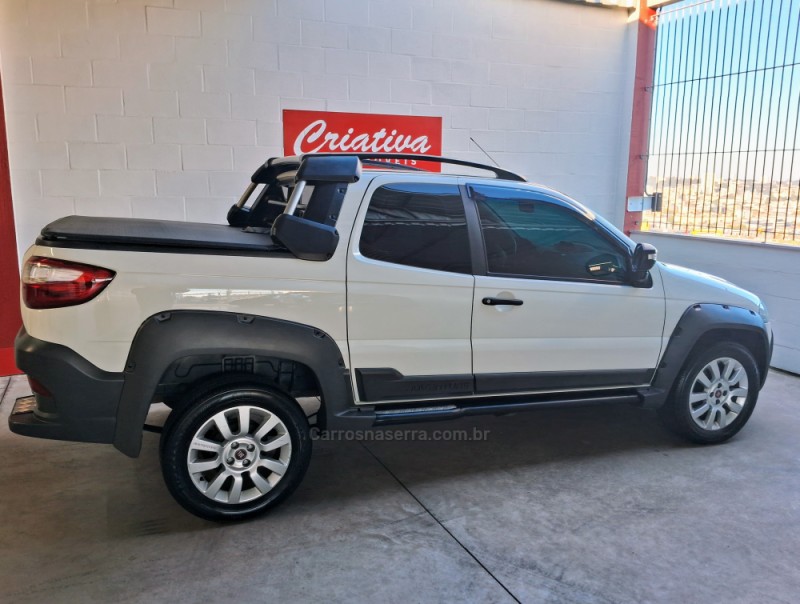 STRADA 1.8 MPI ADVENTURE CD 16V FLEX 3P MANUAL - 2014 - CAXIAS DO SUL