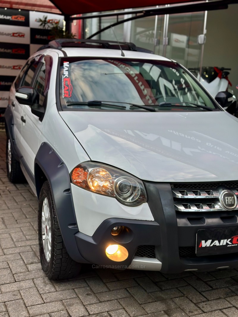 PALIO 1.8 MPI ADVENTURE WEEKEND 16V FLEX 4P MANUAL - 2011 - ESTâNCIA VELHA