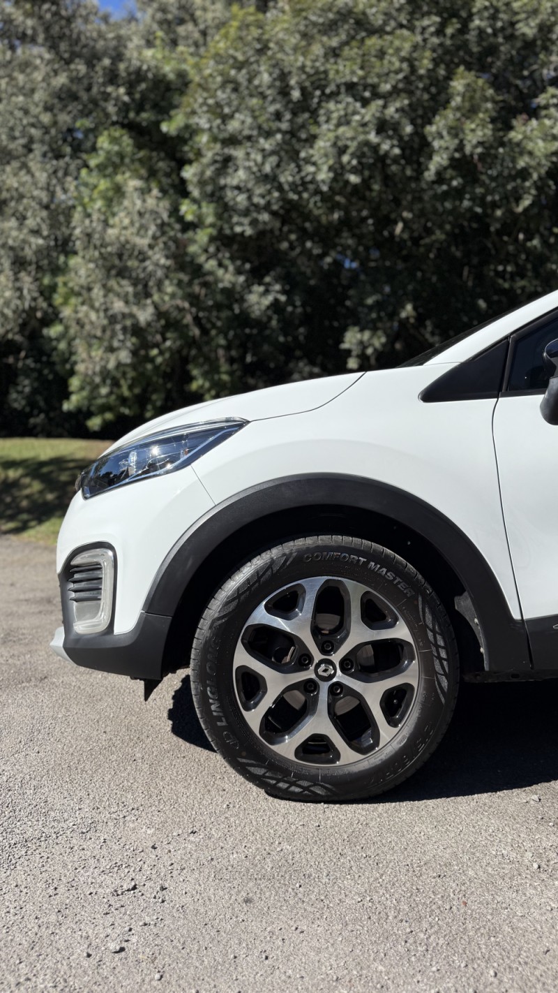 CAPTUR 1.6 16V SCE FLEX ZEN MANUAL - 2018 - FARROUPILHA