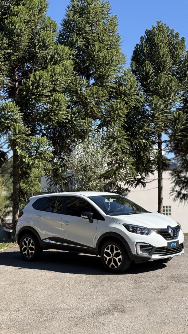 CAPTUR 1.6 16V SCE FLEX ZEN MANUAL - 2018 - FARROUPILHA