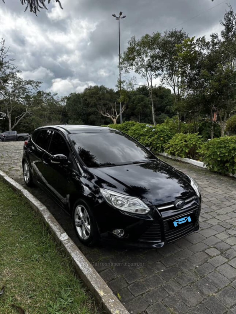 FOCUS 1.6 SE PLUS 16V FLEX 4P MANUAL - 2014 - FARROUPILHA