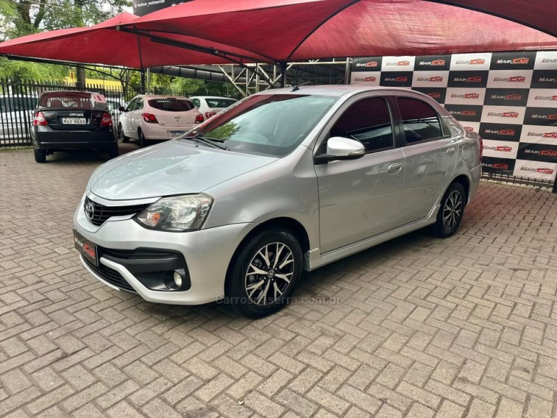 etios 1.5 platinum sedan 16v flex 4p automatico 2017 estancia velha