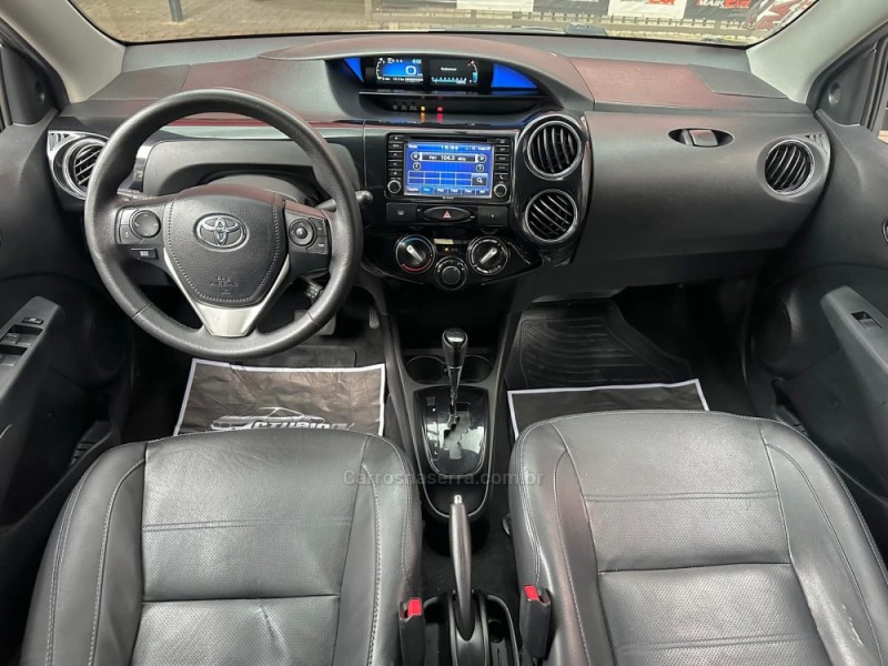 ETIOS 1.5 PLATINUM SEDAN 16V FLEX 4P AUTOMÁTICO - 2017 - ESTâNCIA VELHA