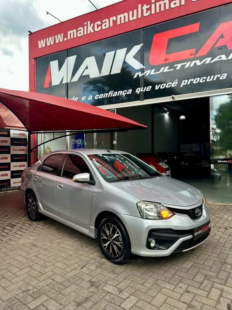 ETIOS 1.5 PLATINUM SEDAN 16V FLEX 4P AUTOMÁTICO - 2017 - ESTâNCIA VELHA