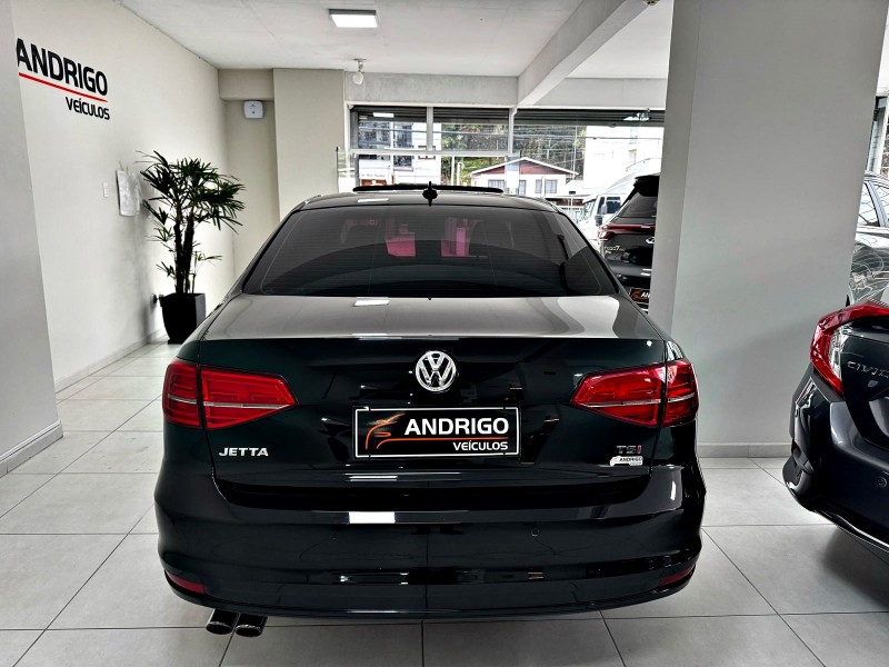 JETTA 2.0 TSI HIGHLINE 211CV GASOLINA 4P DSG - 2016 - CAXIAS DO SUL