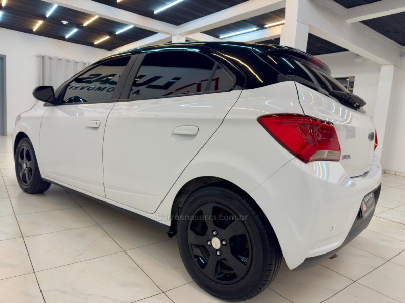 ONIX 1.4 MPFI LT 8V FLEX 4P MANUAL - 2019 - BOM RETIRO DO SUL