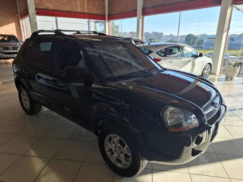 TUCSON 2.0 MPFI GLS 16V 143CV 2WD GASOLINA 4P AUTOMÁTICO - 2009 - FARROUPILHA