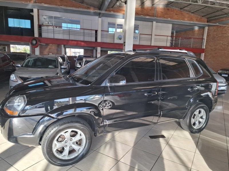 TUCSON 2.0 MPFI GLS 16V 143CV 2WD GASOLINA 4P AUTOMÁTICO - 2009 - FARROUPILHA