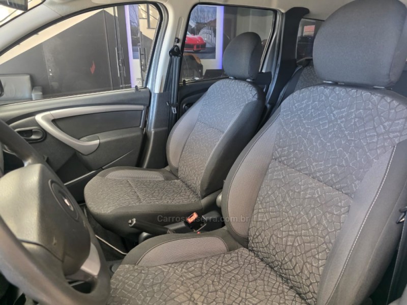 DUSTER 1.6 OUTDOOR 4X2 16V FLEX 4P MANUAL - 2015 - CAXIAS DO SUL