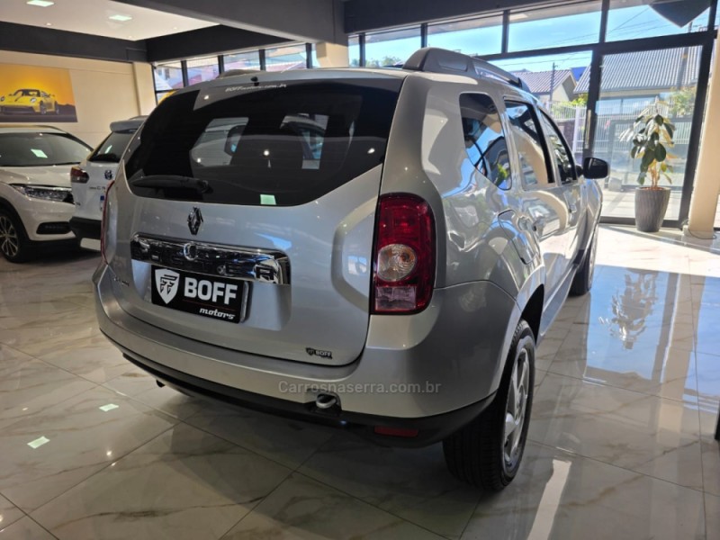 DUSTER 1.6 OUTDOOR 4X2 16V FLEX 4P MANUAL - 2015 - CAXIAS DO SUL