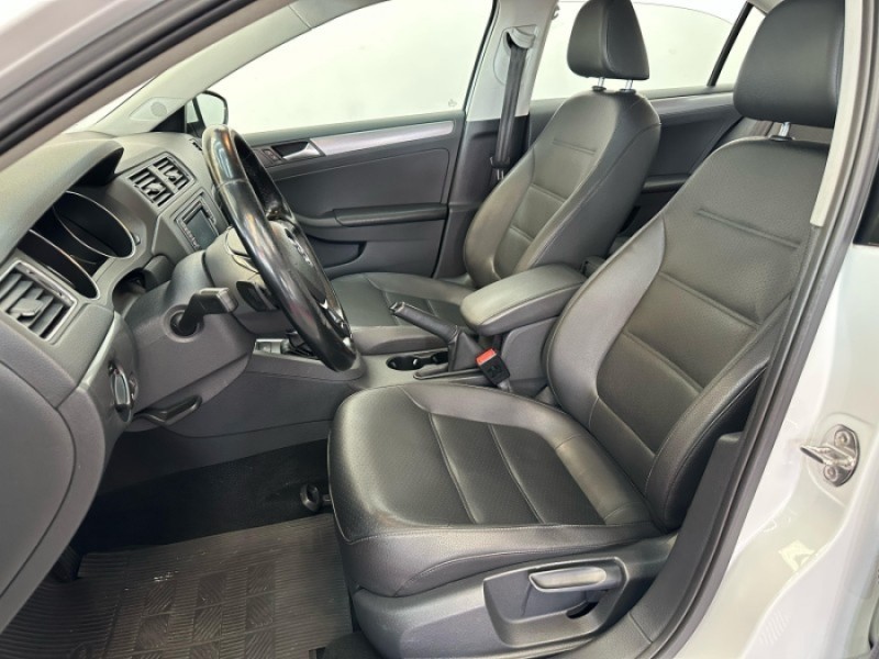JETTA 1.4 16V TSI COMFORTLINE FLEX 4P TIPTRONIC - 2017 - CAXIAS DO SUL