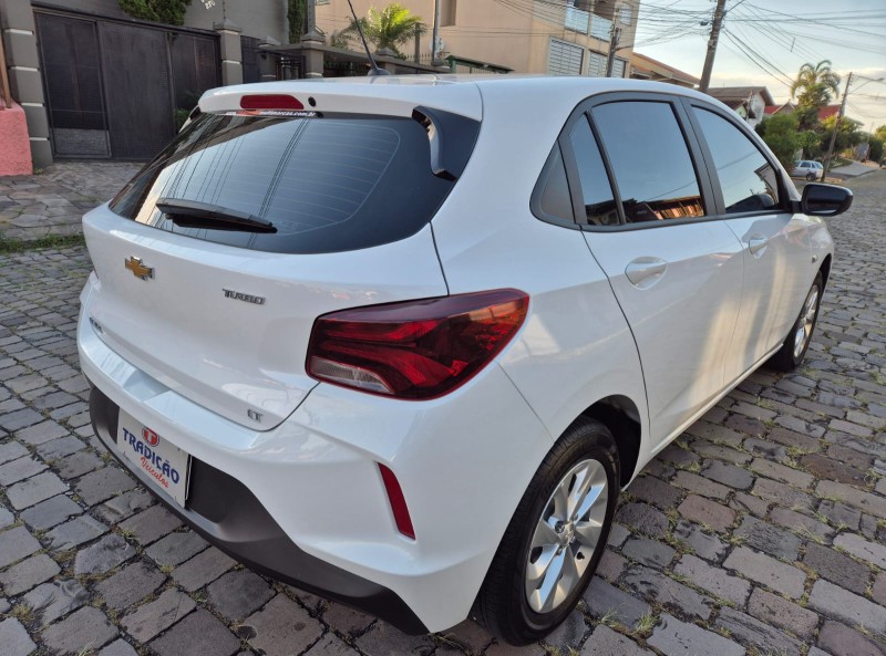 ONIX 1.0 LT 12V TURBO FLEX 4P AUTOMÁTICO - 2023 - CAXIAS DO SUL