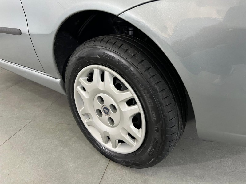 PALIO 1.0 MPI FIRE CELEBRATION 8V FLEX 4P MANUAL - 2007 - FARROUPILHA