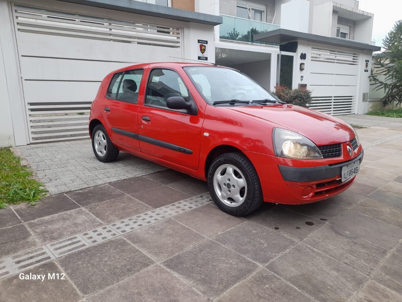CLIO 1.0 AUTHENTIQUE 8V GASOLINA 4P MANUAL - 2003 - FARROUPILHA