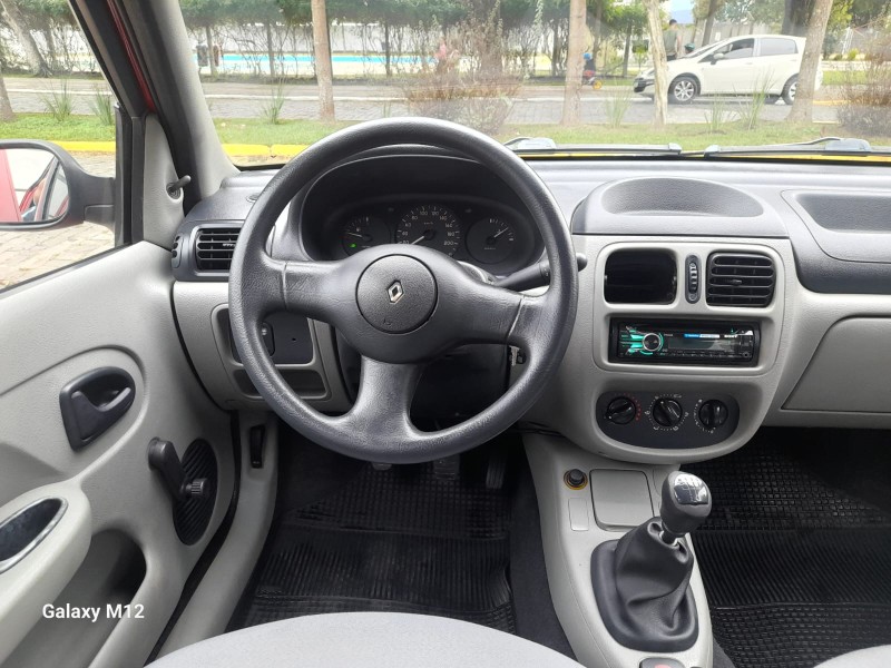 CLIO 1.0 AUTHENTIQUE 8V GASOLINA 4P MANUAL - 2003 - FARROUPILHA