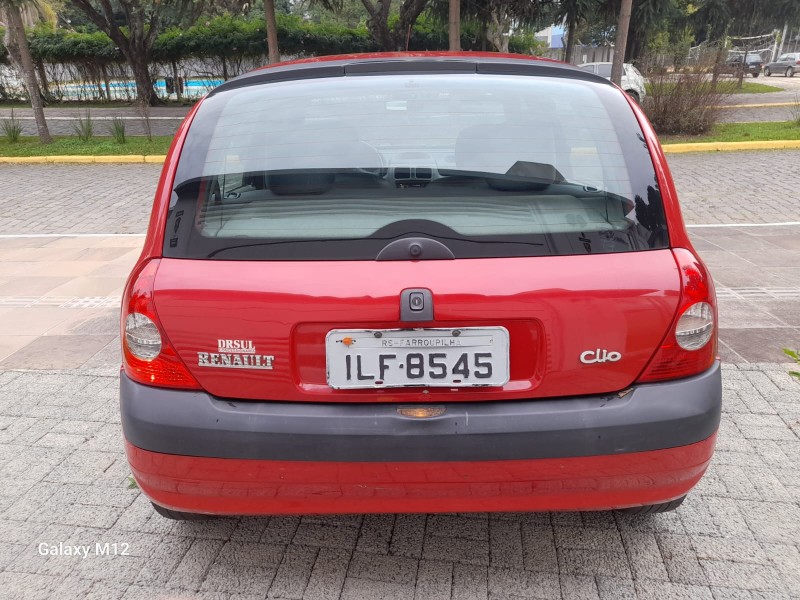 CLIO 1.0 AUTHENTIQUE 8V GASOLINA 4P MANUAL - 2003 - FARROUPILHA