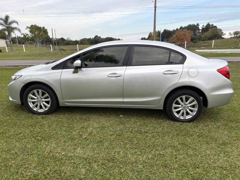 CIVIC 2.0 LXR 16V FLEX 4P AUTOMÁTICO - 2014 - FARROUPILHA