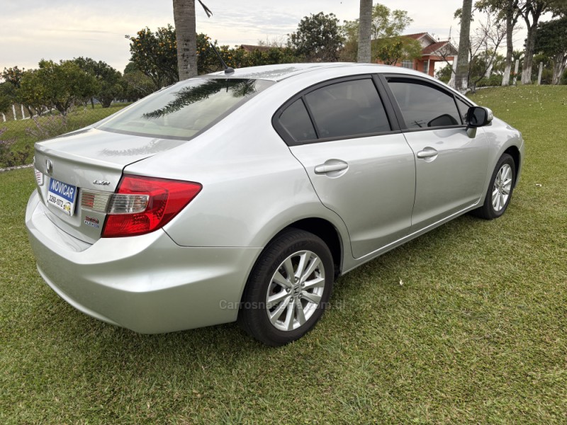 CIVIC 2.0 LXR 16V FLEX 4P AUTOMÁTICO - 2014 - FARROUPILHA