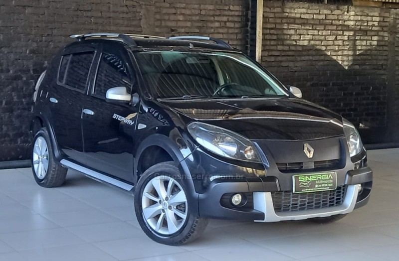 SANDERO 1.6 STEPWAY 16V FLEX 4P MANUAL - 2013 - CAXIAS DO SUL