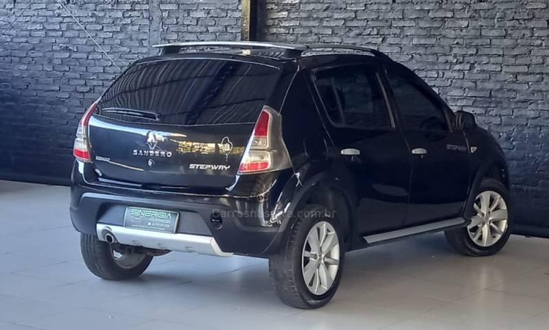 SANDERO 1.6 STEPWAY 16V FLEX 4P MANUAL - 2013 - CAXIAS DO SUL