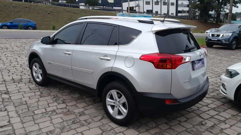 RAV4 2.0 4X2 16V GASOLINA 4P AUTOMÁTICO - 2014 - FARROUPILHA