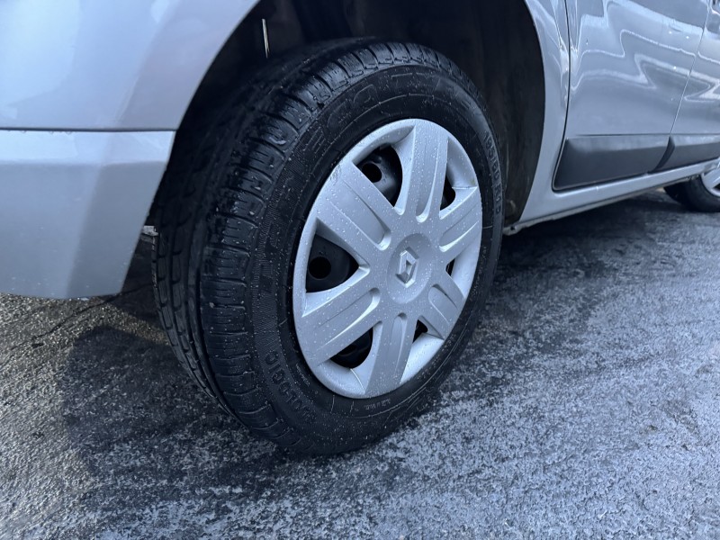 SANDERO 1.6 EXPRESSION 8V FLEX 4P MANUAL - 2009 - CAXIAS DO SUL