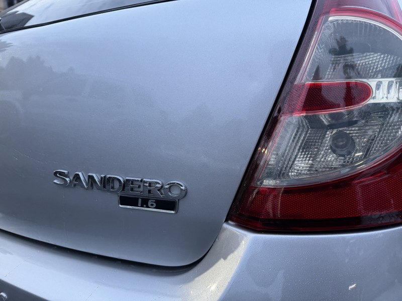 SANDERO 1.6 EXPRESSION 8V FLEX 4P MANUAL - 2009 - CAXIAS DO SUL