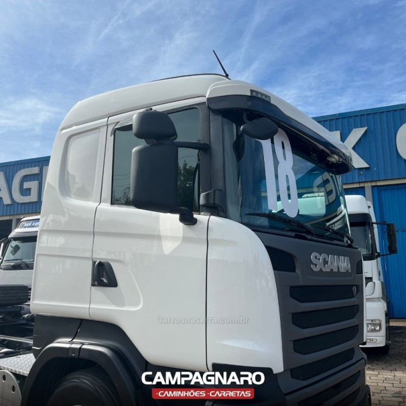 R-440 A 6X2 - 2018 - VACARIA