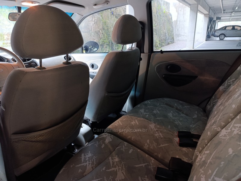 QQ 1.1 MPFI 16V GASOLINA 4P MANUAL - 2012 - CAXIAS DO SUL