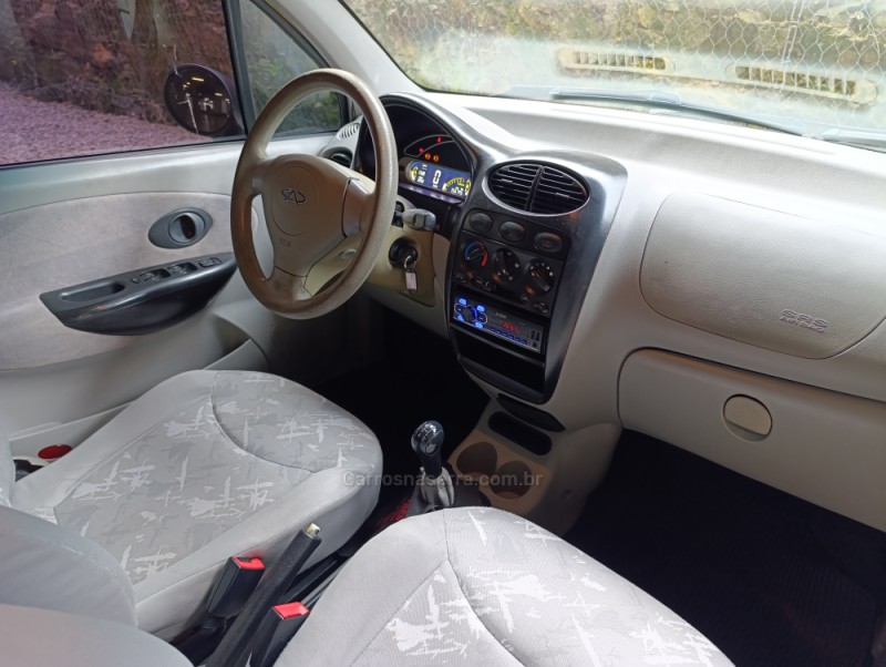 QQ 1.1 MPFI 16V GASOLINA 4P MANUAL - 2012 - CAXIAS DO SUL