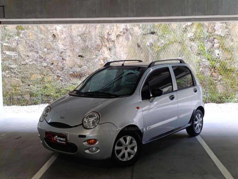 qq 1.1 mpfi 16v gasolina 4p manual 2012 caxias do sul