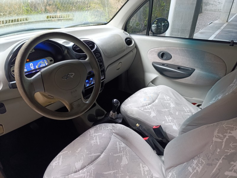 QQ 1.1 MPFI 16V GASOLINA 4P MANUAL - 2012 - CAXIAS DO SUL