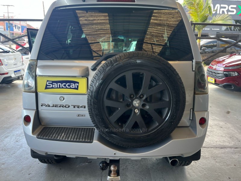 PAJERO TR4 2.0 4X2 16V GASOLINA 4P AUTOMÁTICO - 2013 - SANTA CRUZ DO SUL