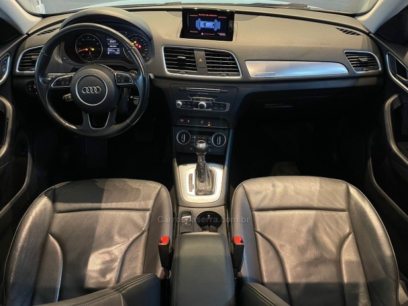 Q3 1.4 TFSI AMBIENTE GASOLINA 4P S TRONIC - 2016 - SãO LEOPOLDO