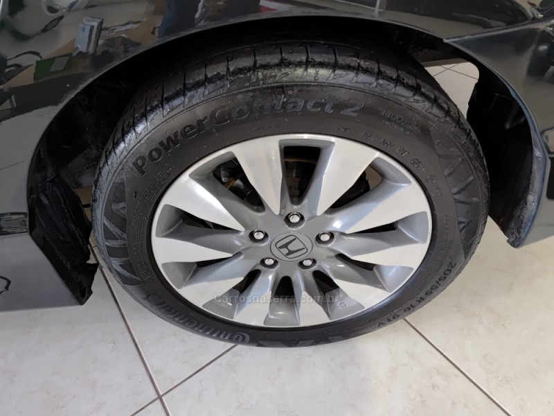 CIVIC 1.8 LXL 16V FLEX 4P AUTOMÁTICO - 2011 - FARROUPILHA