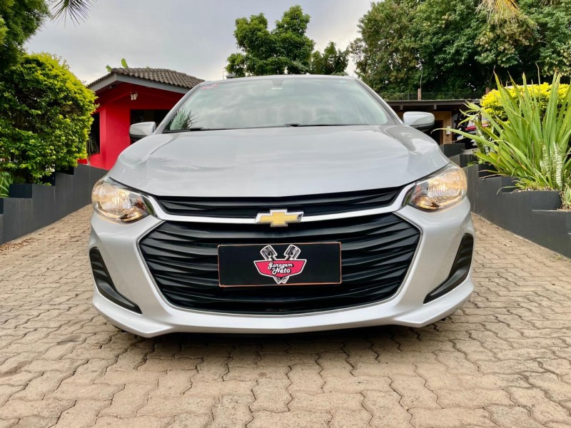 ONIX 1.0 LT 12V FLEX 4P MANUAL - 2023 - TEUTôNIA