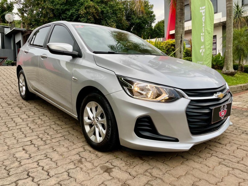 ONIX 1.0 LT 12V FLEX 4P MANUAL - 2023 - TEUTôNIA
