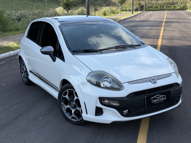 PUNTO 1.4 MPI 16V T-JET GASOLINA 4P MANUAL - 2013 - CARLOS BARBOSA