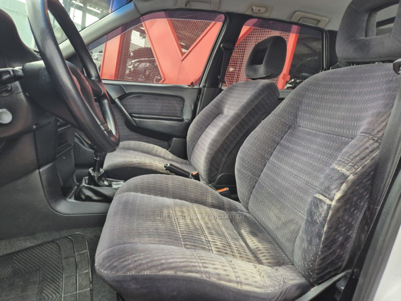 VECTRA 2.0 MPFI GLS 8V GASOLINA 4P MANUAL - 1995 - FARROUPILHA