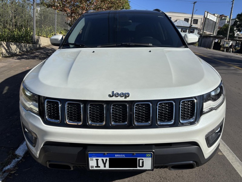 COMPASS 2.0 16V DIESEL LONGITUDE 4X4 AUTOMÁTICO - 2017 - FARROUPILHA