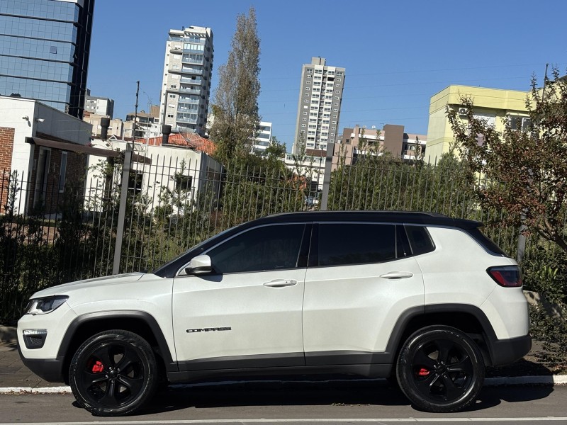 COMPASS 2.0 16V DIESEL LONGITUDE 4X4 AUTOMÁTICO - 2017 - FARROUPILHA