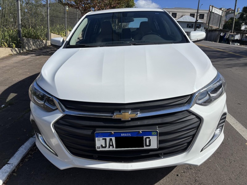 ONIX 1.0	PREMIER PLUS 12V TURBO FLEX 4P AUTOMÁTICO - 2020 - FARROUPILHA