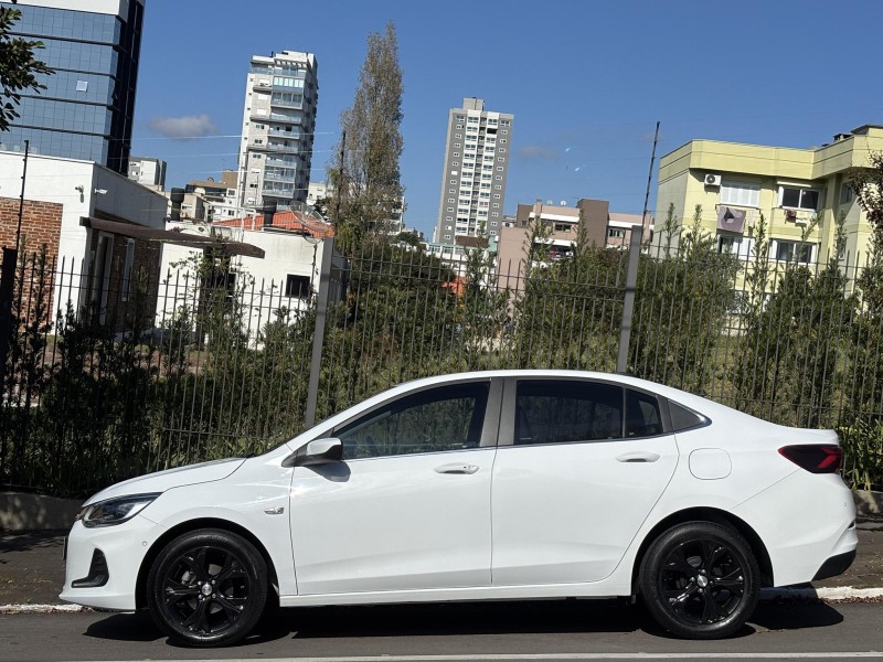 ONIX 1.0	PREMIER PLUS 12V TURBO FLEX 4P AUTOMÁTICO - 2020 - FARROUPILHA