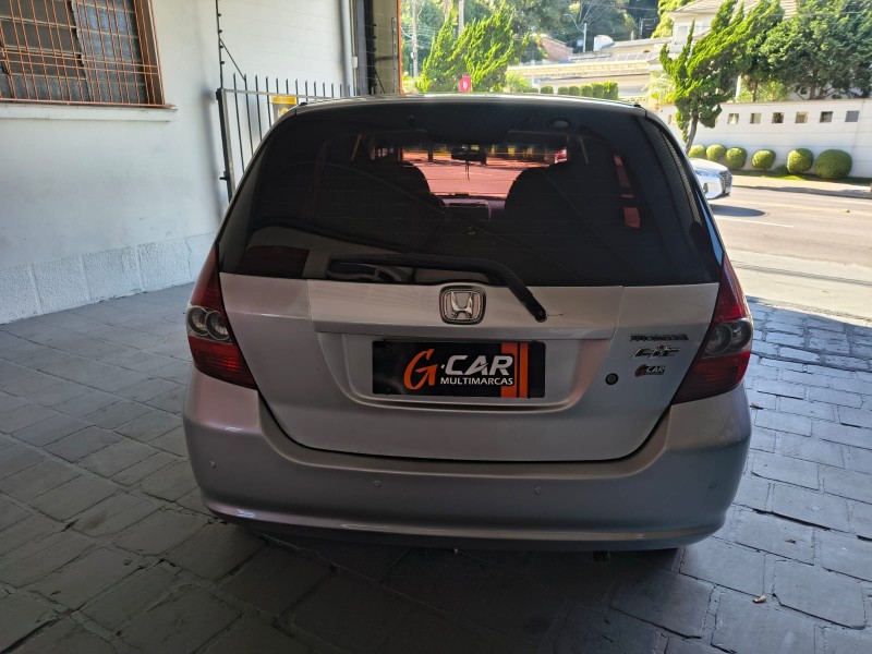 FIT 1.4 LXL 8V GASOLINA 4P MANUAL - 2005 - CAXIAS DO SUL