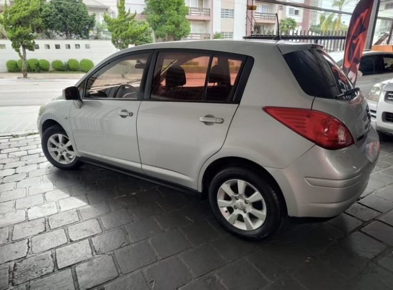 TIIDA 1.8 S 16V GASOLINA 4P MANUAL - 2010 - CAXIAS DO SUL