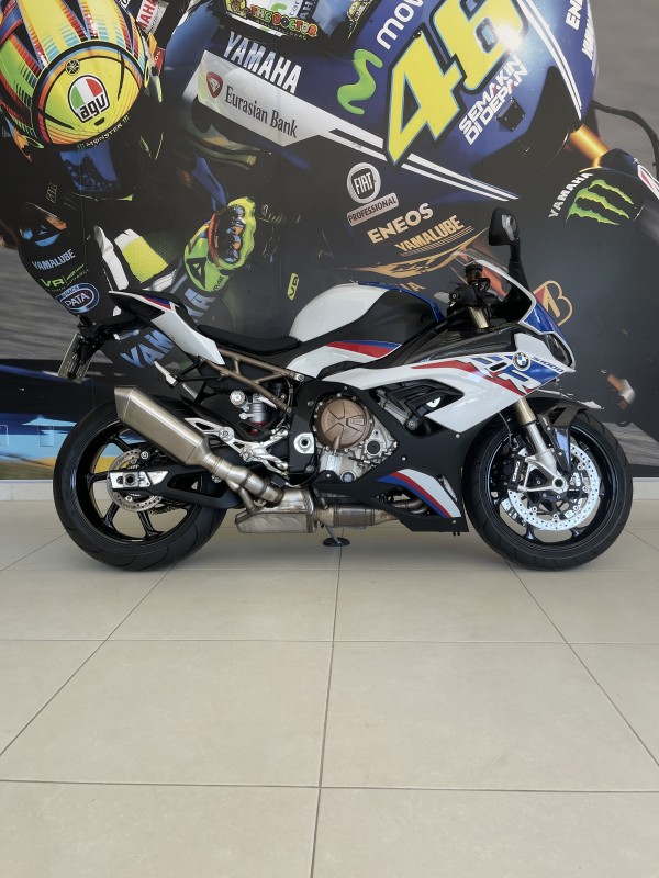 s 1000 rr m carbon 2021 passo fundo
