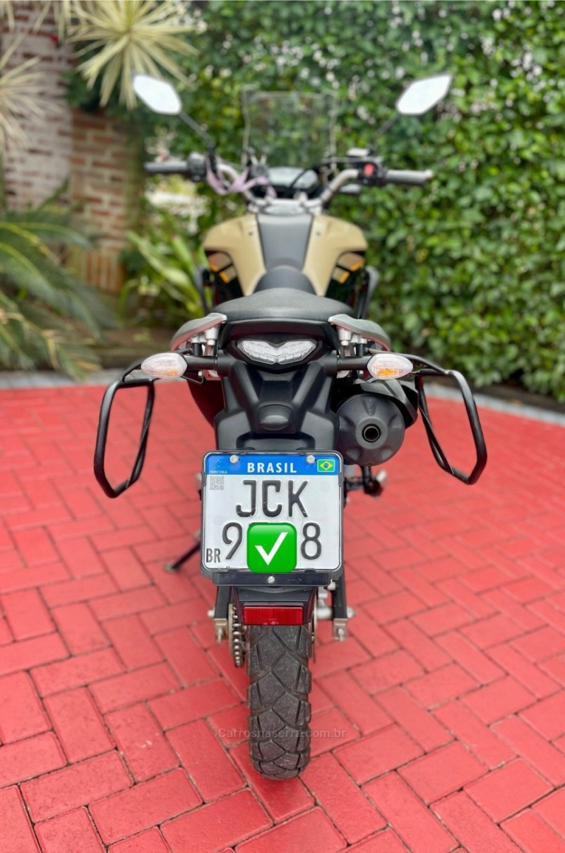 XTZ 250 LANDER - 2023 - ROLANTE