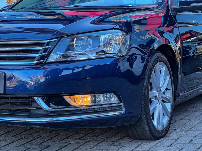PASSAT 2.0 FSI COMFORTLINE 16V GASOLINA 4P TIPTRONIC - 2011 - CANELA