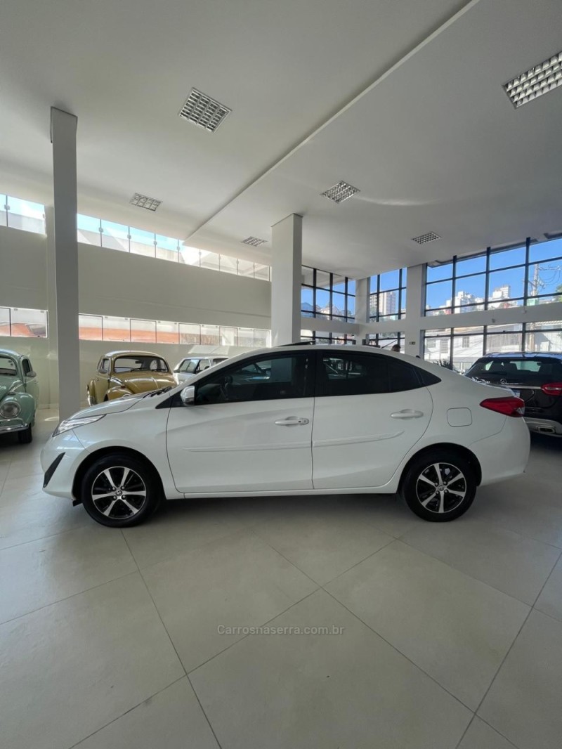 YARIS 1.5 XLS SEDAN 16V FLEX 4P AUTOMÁTICO - 2021 - CAXIAS DO SUL