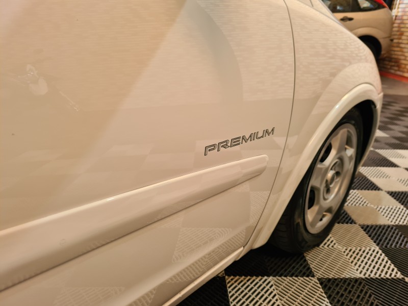 CORSA 1.4 MPFI PREMIUM 8V FLEX 4P MANUAL - 2009 - FARROUPILHA